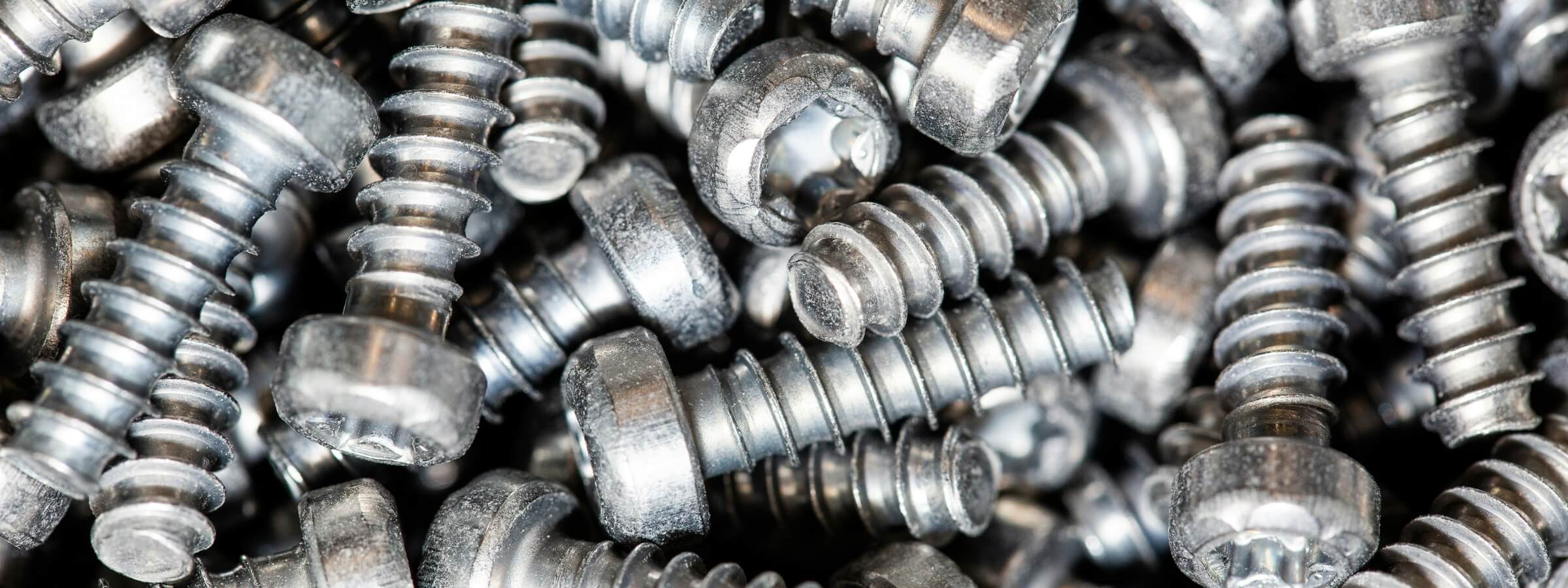 Detalle de uniones de acero. GM Nexus Group