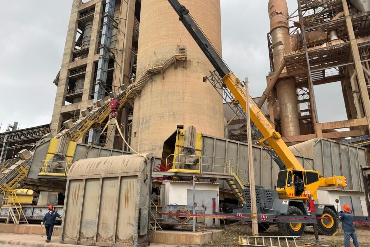 Montaje industrial ejecutado por GM en planta. Montaje y desmontaje de equipos y estructuras